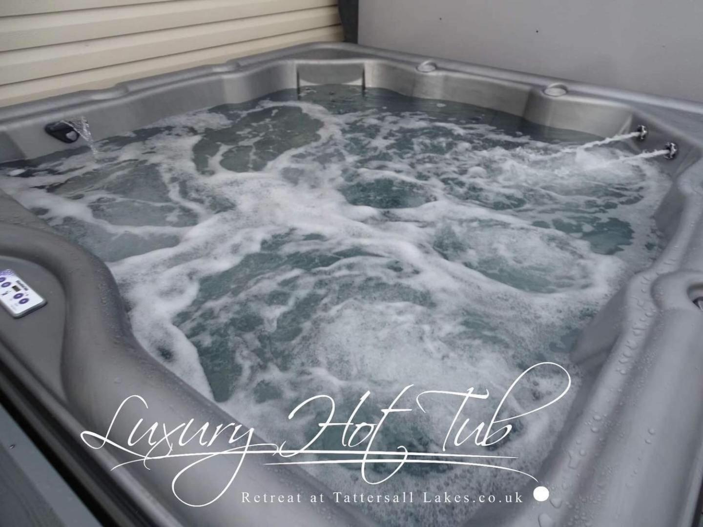 הוילה טאטרשאל Luxury Hot Tub Retreat מראה חיצוני תמונה